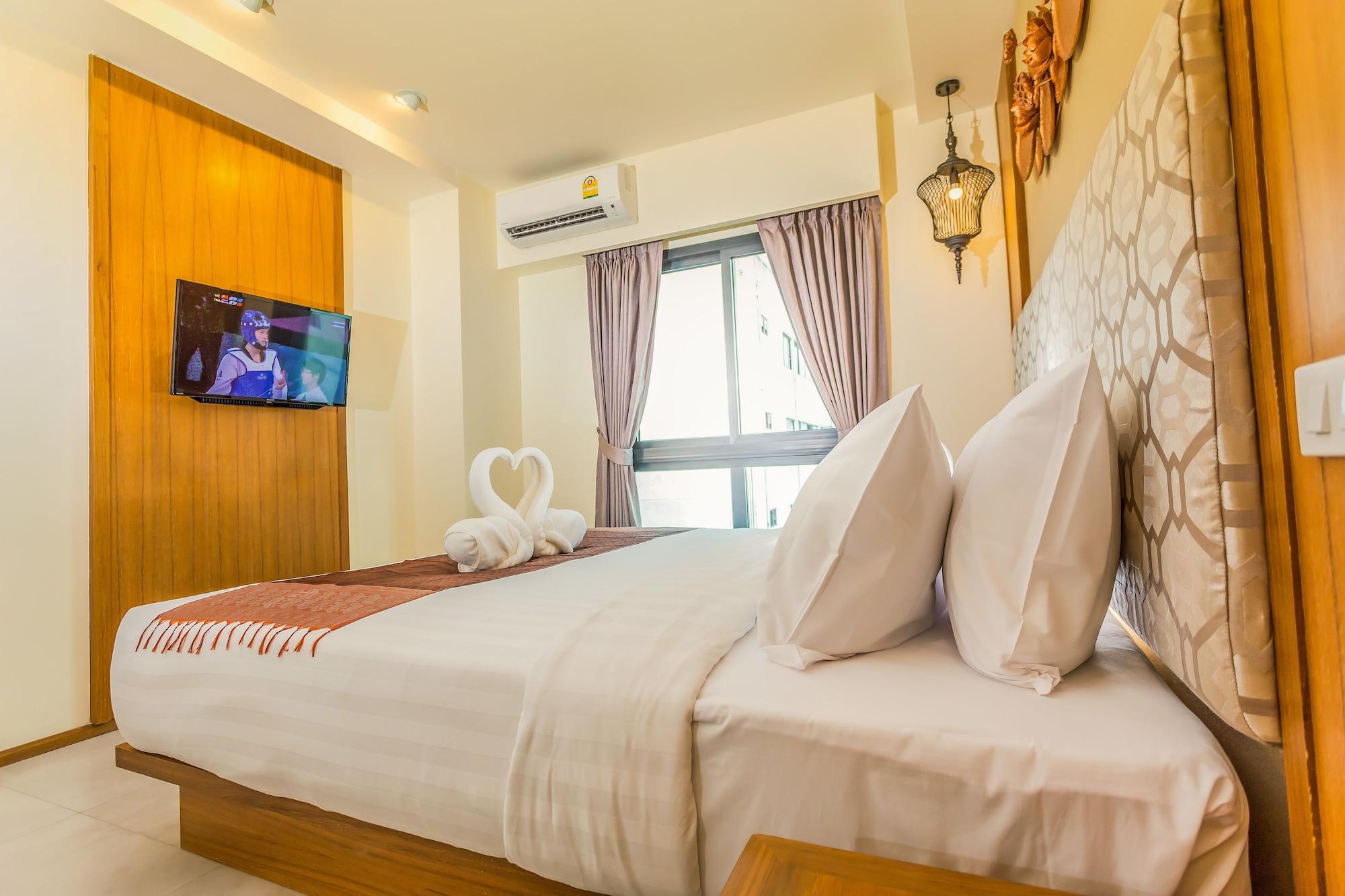 The Signature Hotel @ Thapae Chiang Mai Exterior photo