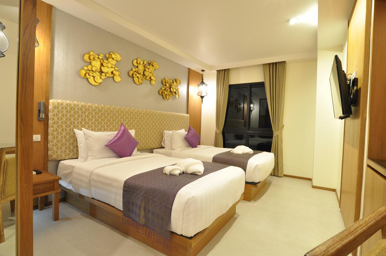The Signature Hotel @ Thapae Chiang Mai Exterior photo